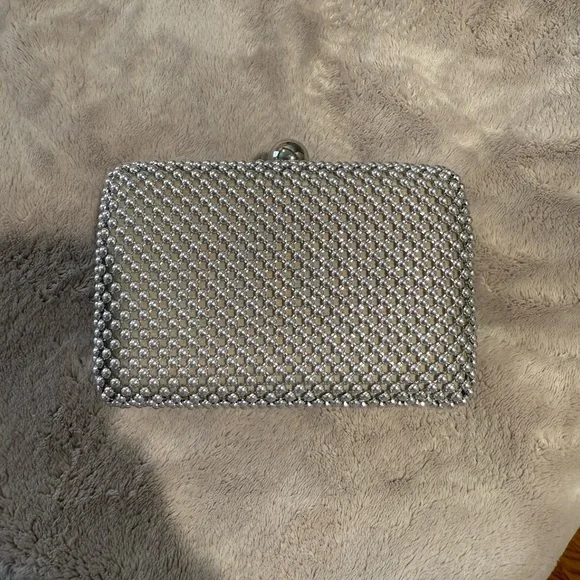 Silver clutch - Picture 2 of 6